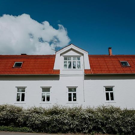 Vaeaeksyn Apteekinmajoitus Exterior photo