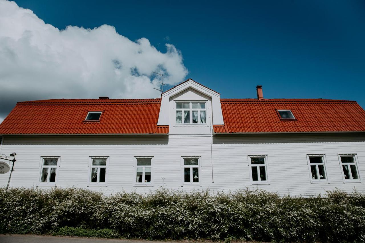 Vaeaeksyn Apteekinmajoitus Exterior photo